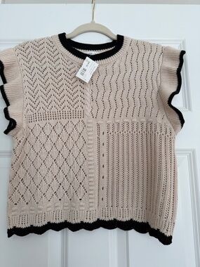 Women’s Whiteroom & Cactus Sweater with Black Trim